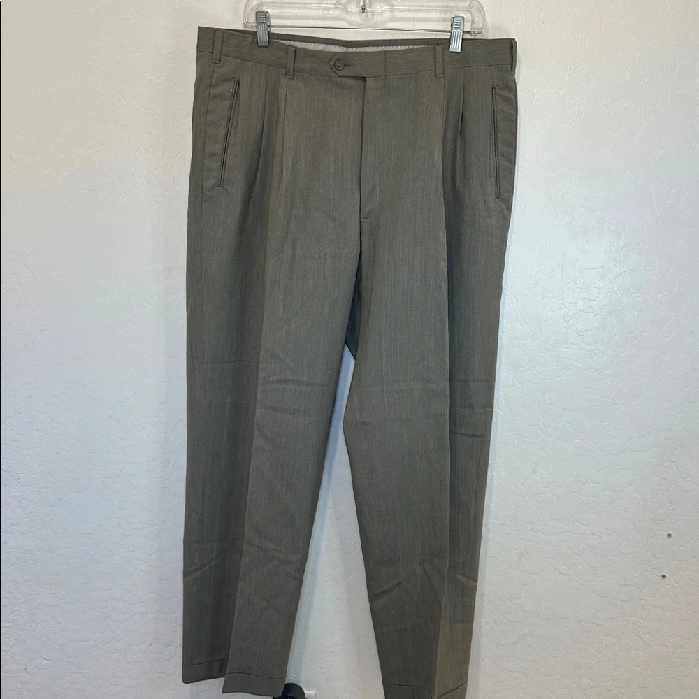 Pierre Cardin gray 2 piece Suit Blazer 44R Trousers pants 38x30 100% wool‎ mens